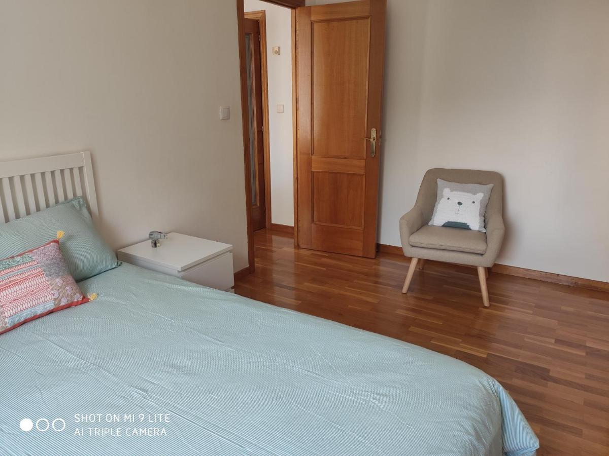 Luminoso y acogedor apartamento con excelente ubicación Oleiros Exterior foto