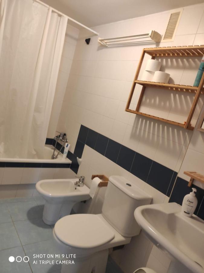Luminoso y acogedor apartamento con excelente ubicación Oleiros Exterior foto